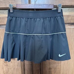 NikeCourt Victory Women's Tennis Skirt Medium